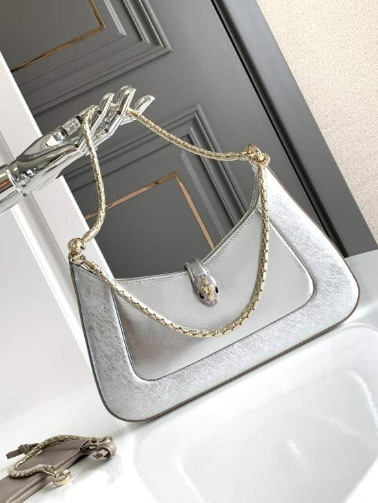 Picture of Bvlgari Handbags _SKUfw190669813fw